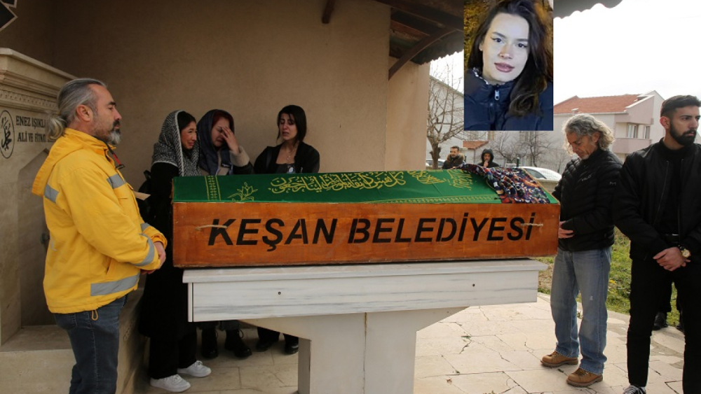 Sıla, gözyaşlarıyla toprağa verildi